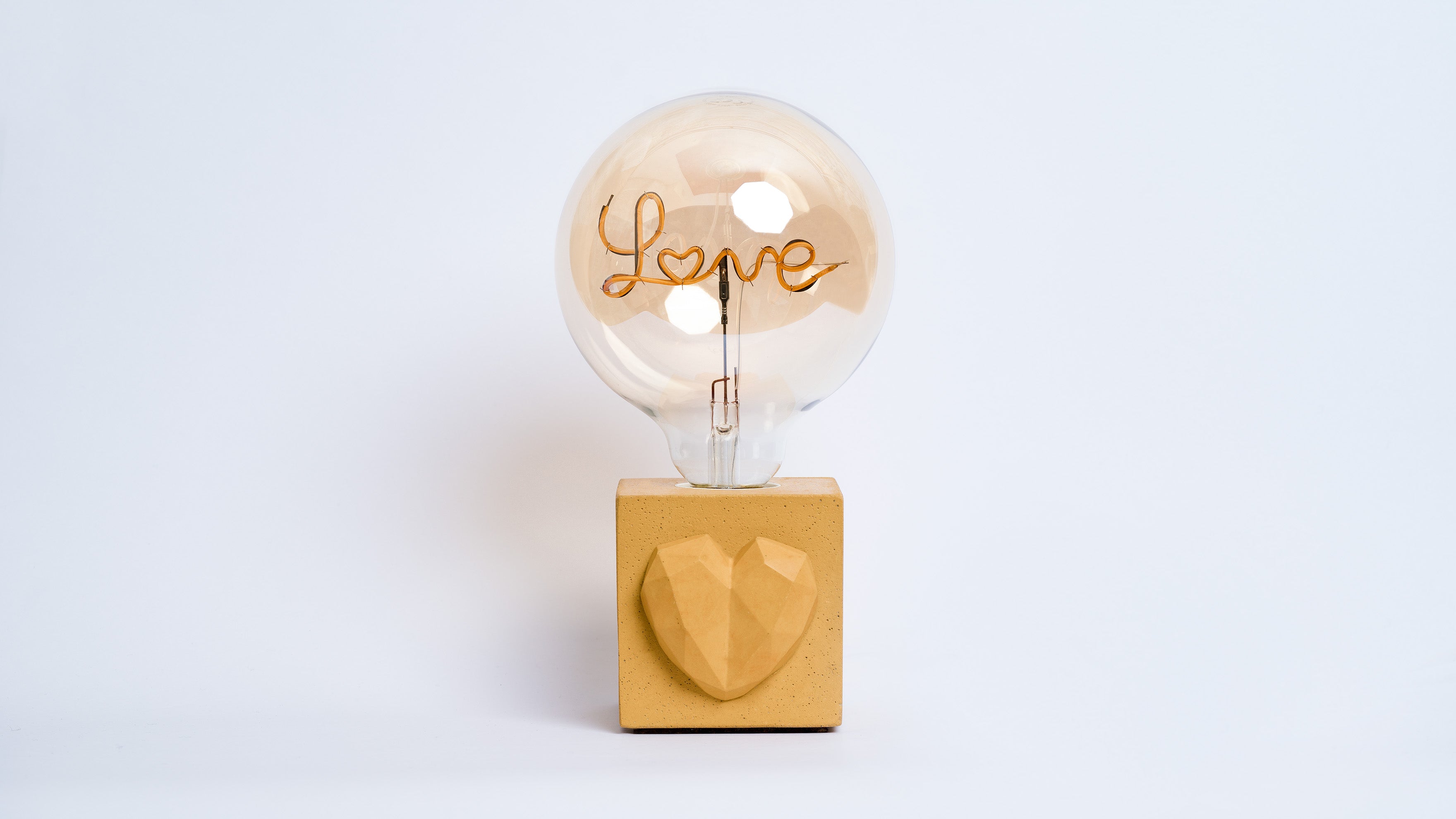 Lampe Love - Béton Jaune