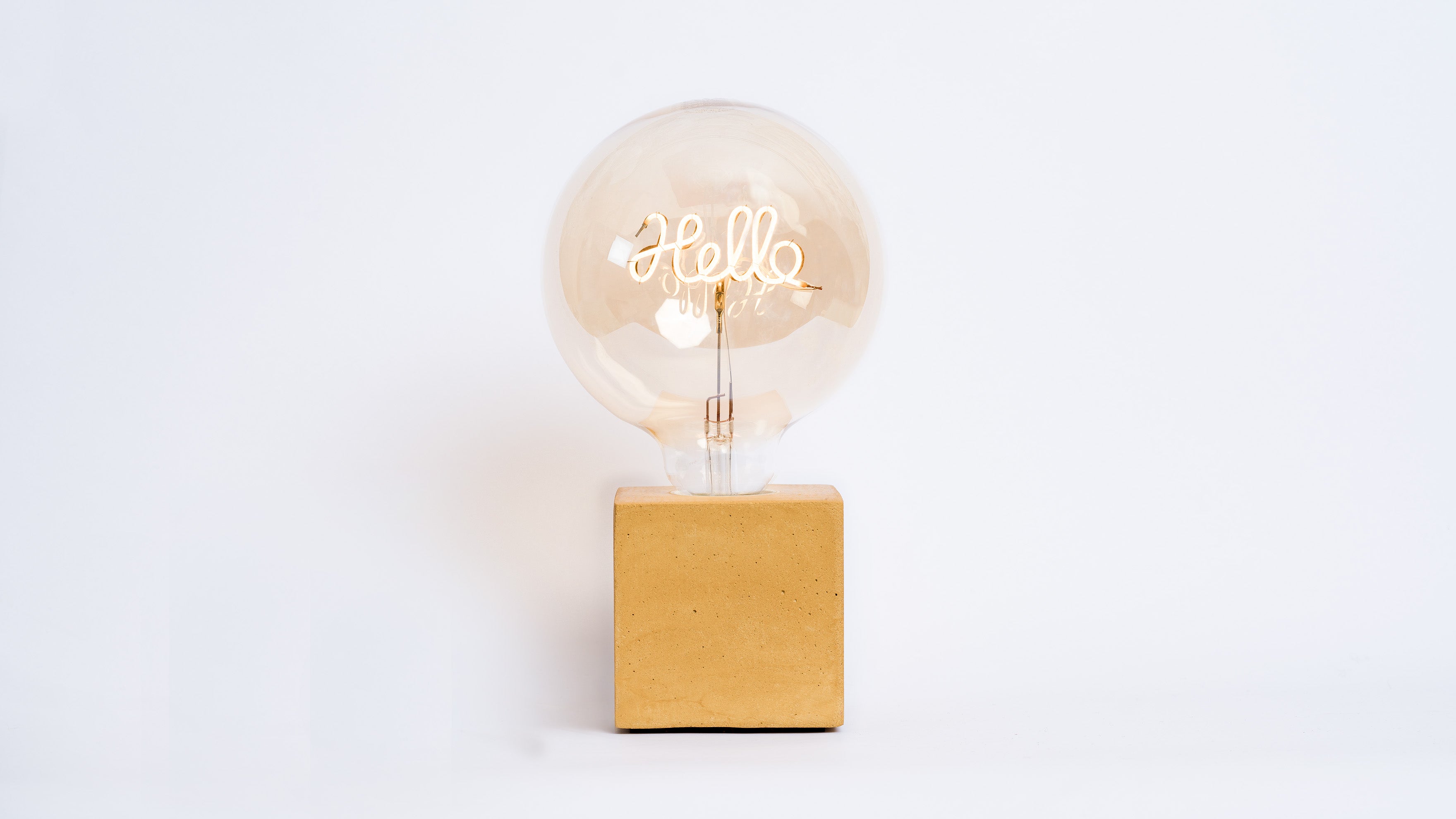 Lampe Hello - Béton Jaune