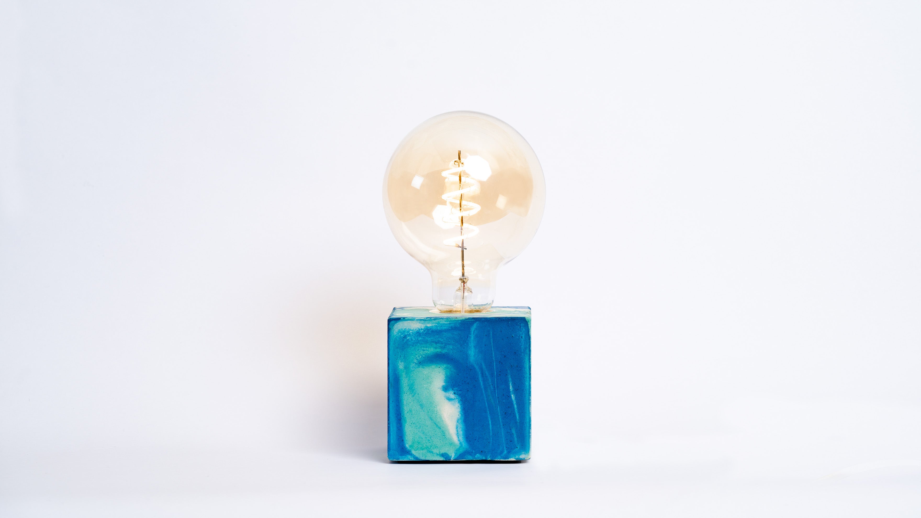 Lampe Tie&Dye - Béton Bleu Pétrole et Turquoise