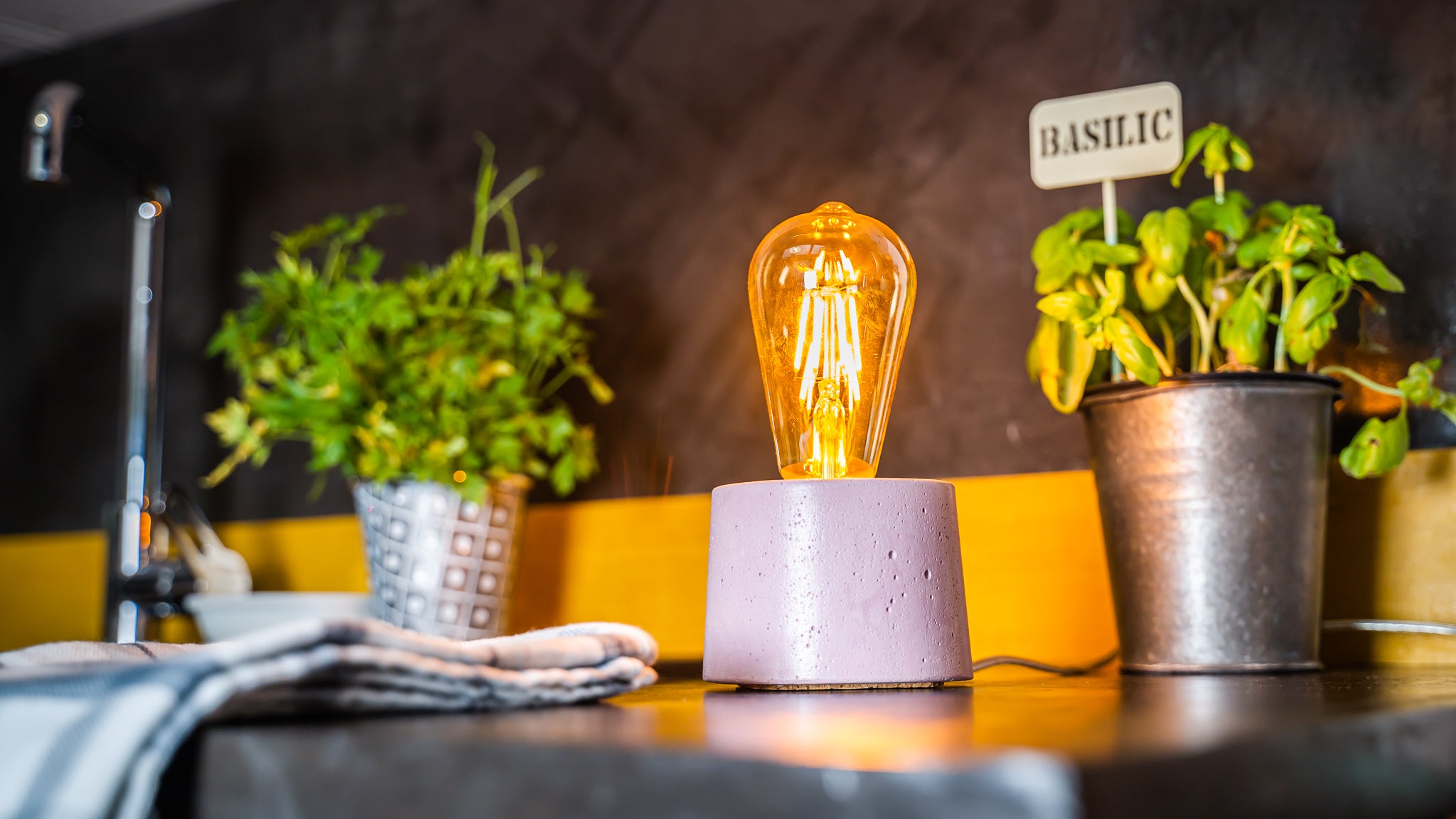 Lampe Cylindre - Béton Rose