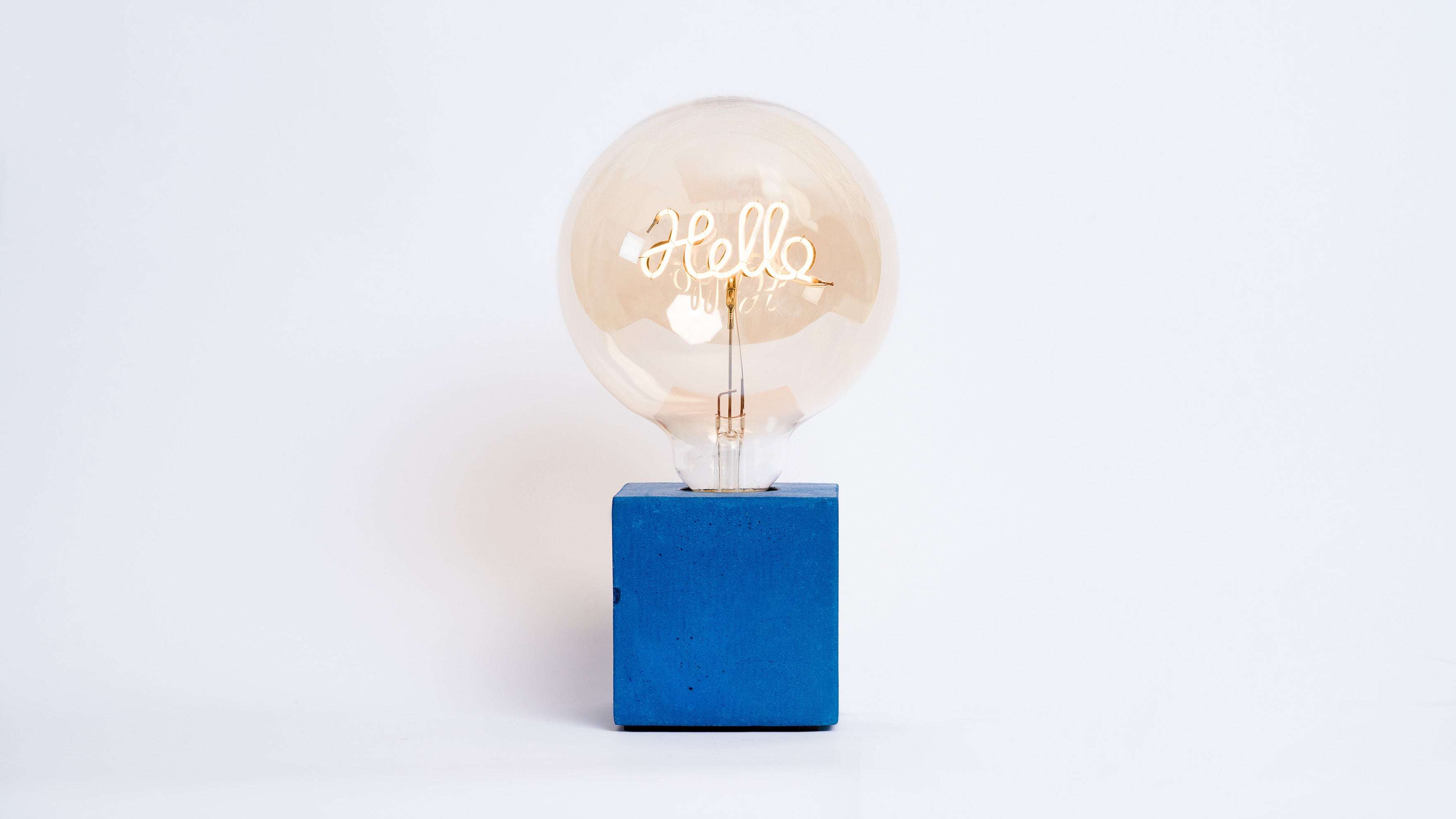 Lampe Cube - Béton Bleu Pétrole