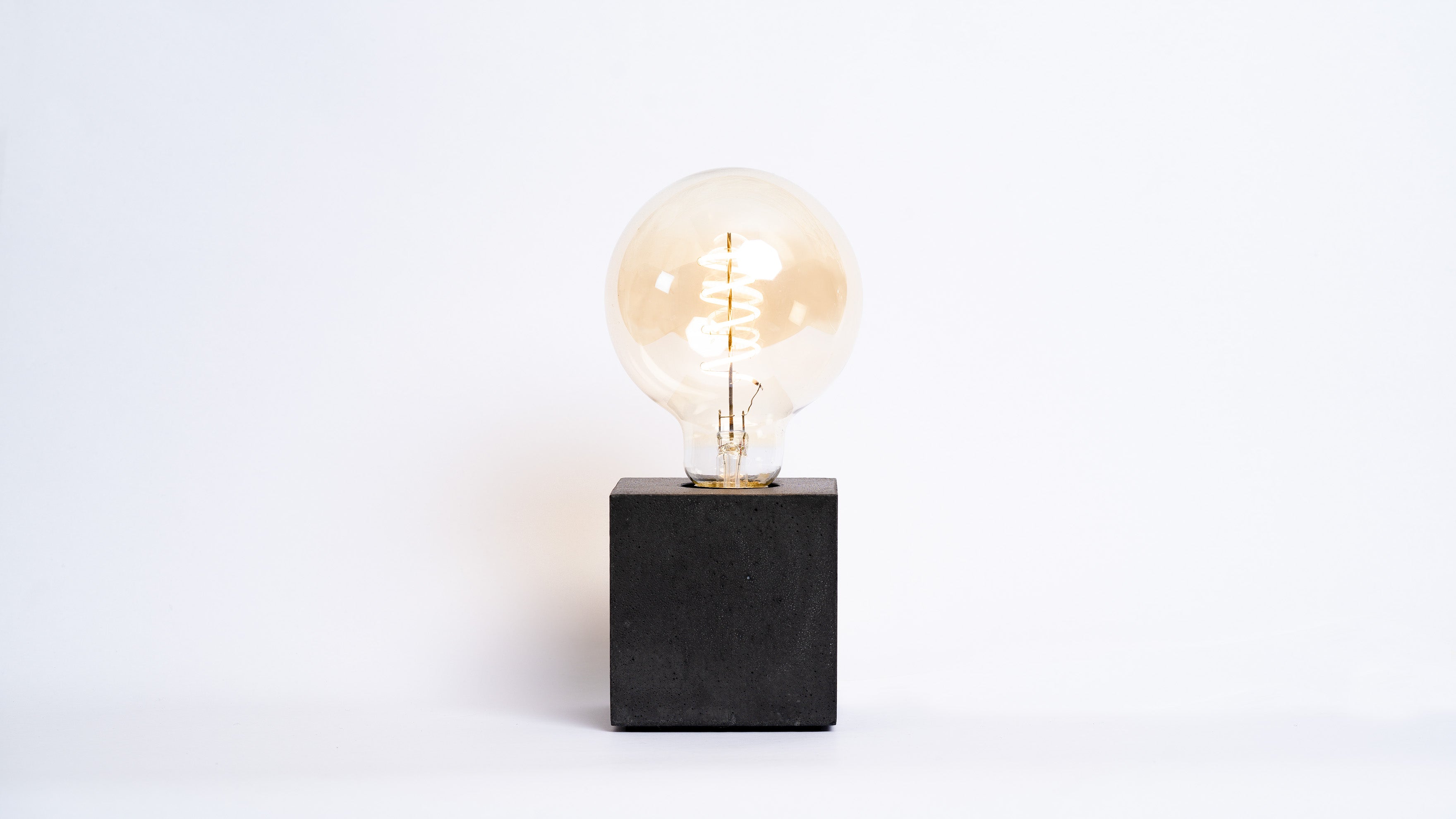 Lampe Cube - Béton Anthracite